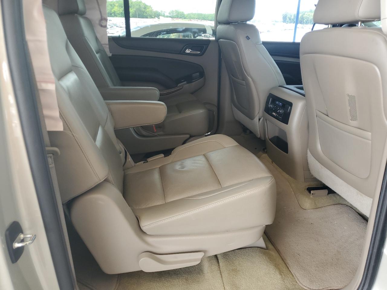 2016 Chevrolet Suburban C1500 Ltz VIN: 1GNSCJKC0GR180588 Lot: 68706205