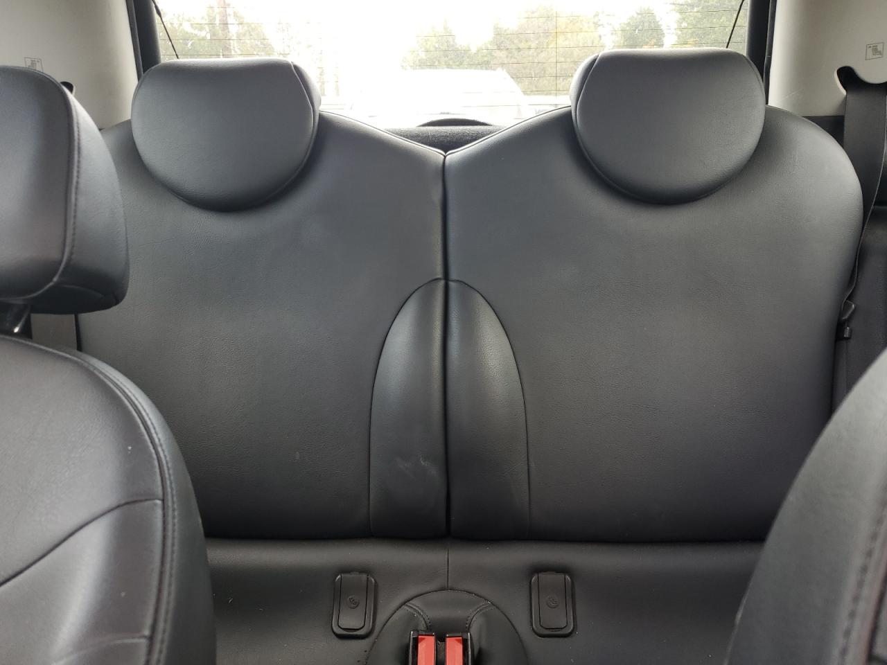 2006 Mini Cooper S VIN: WMWRE33576TL17411 Lot: 70922505