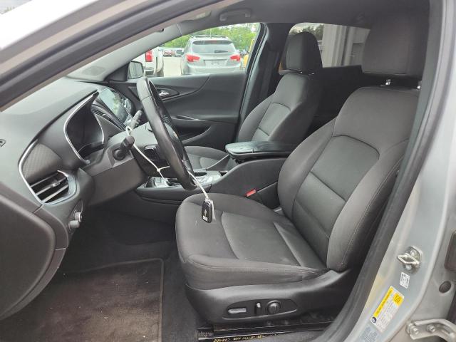  CHEVROLET MALIBU 2017 Silver