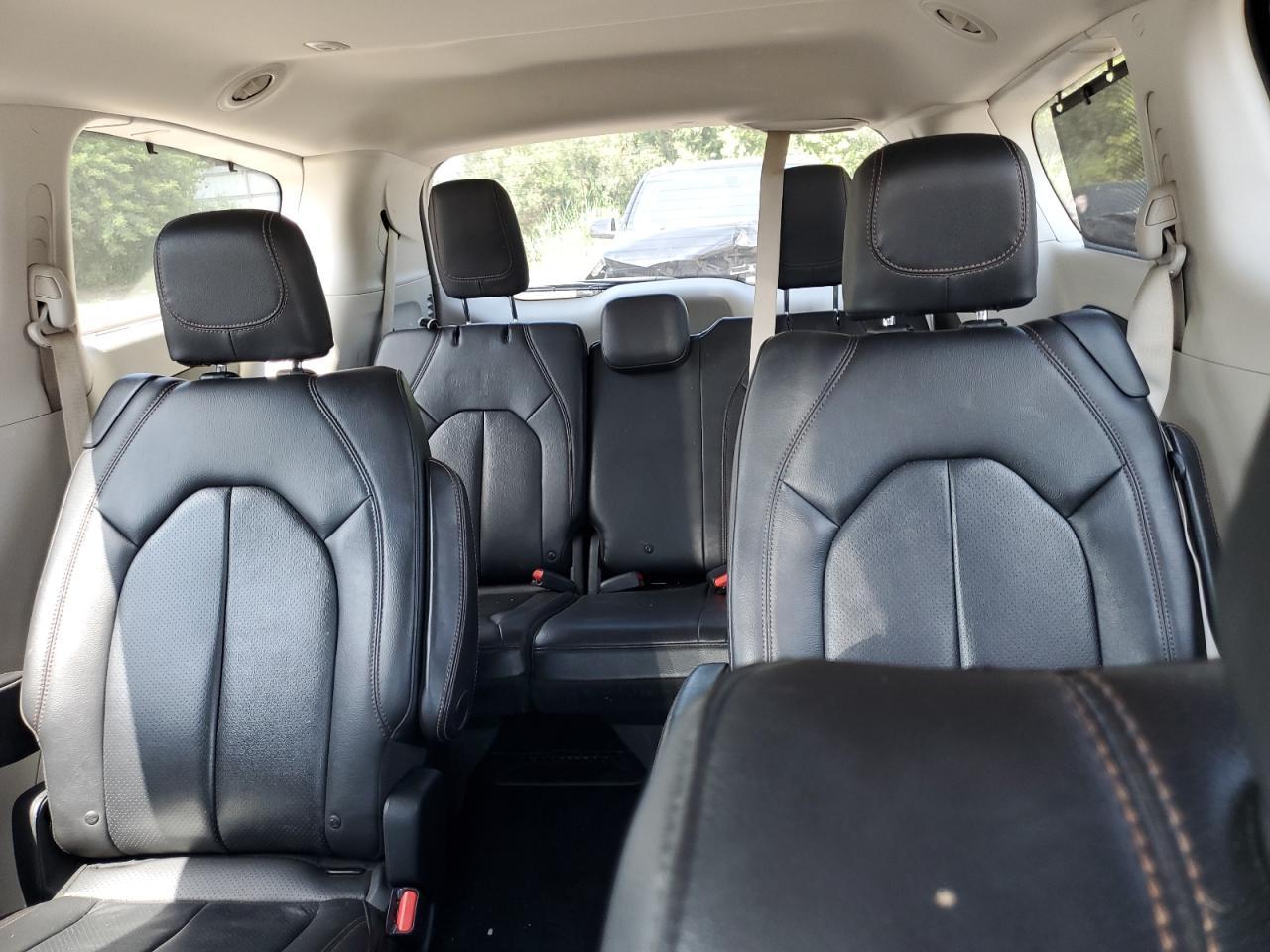 2018 Chrysler Pacifica Touring L VIN: 2C4RC1BGXJR293170 Lot: 68293025