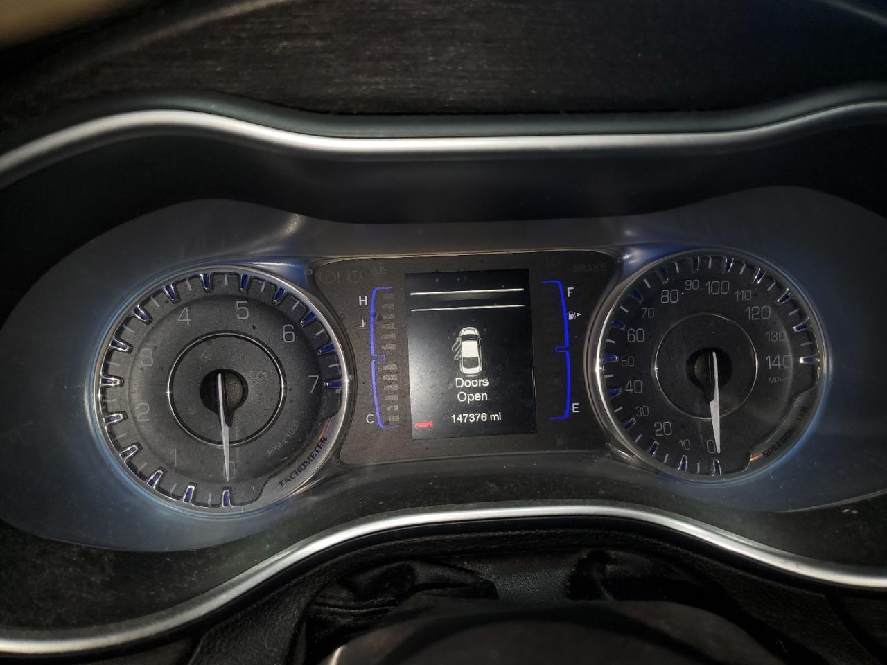 2016 Chrysler 200 Limited VIN: 1C3CCCAB7GN153398 Lot: 71885185