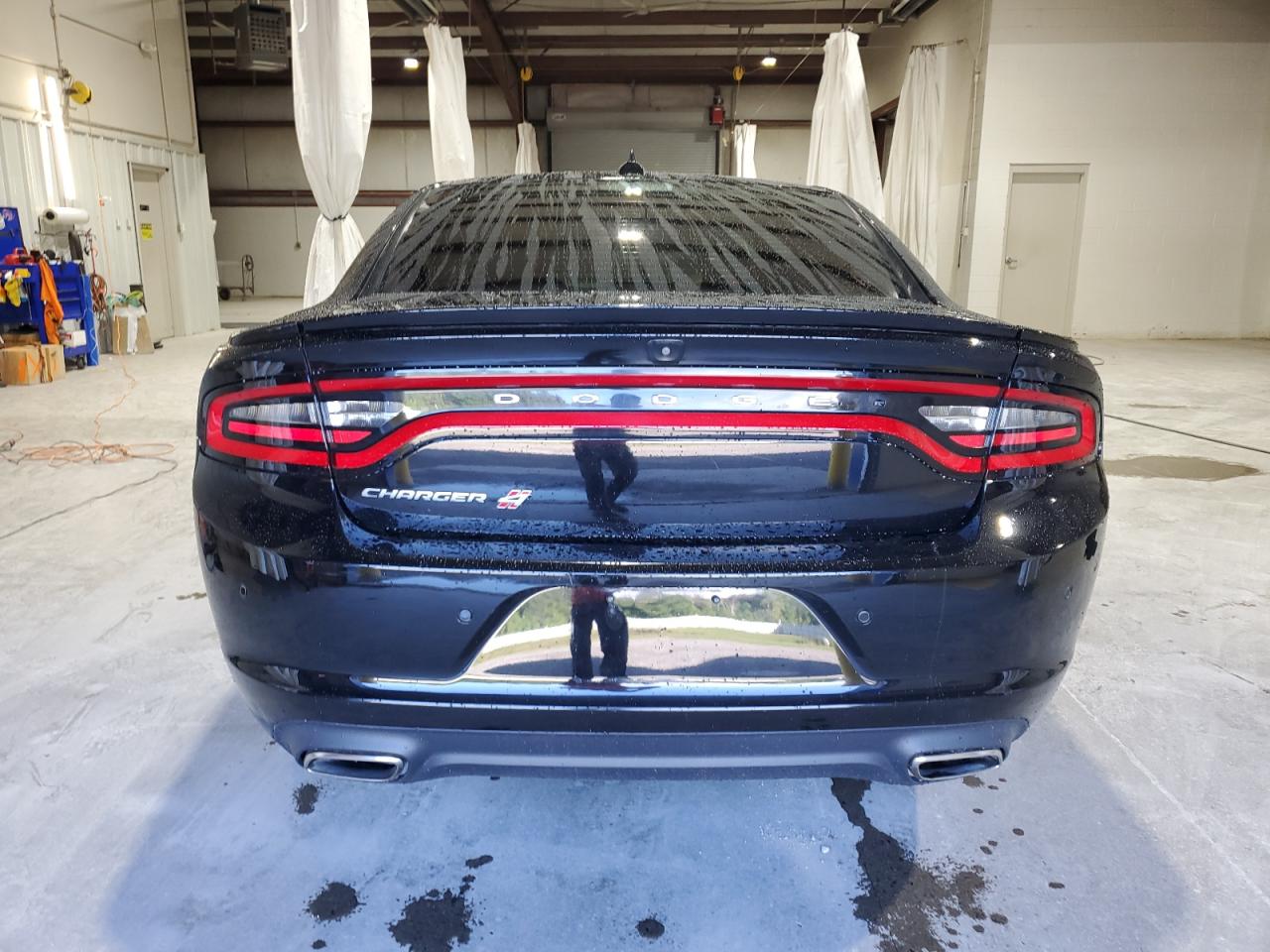 2019 Dodge Charger Sxt VIN: 2C3CDXJG2KH611611 Lot: 70120455