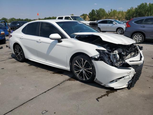  TOYOTA CAMRY 2018 Белы