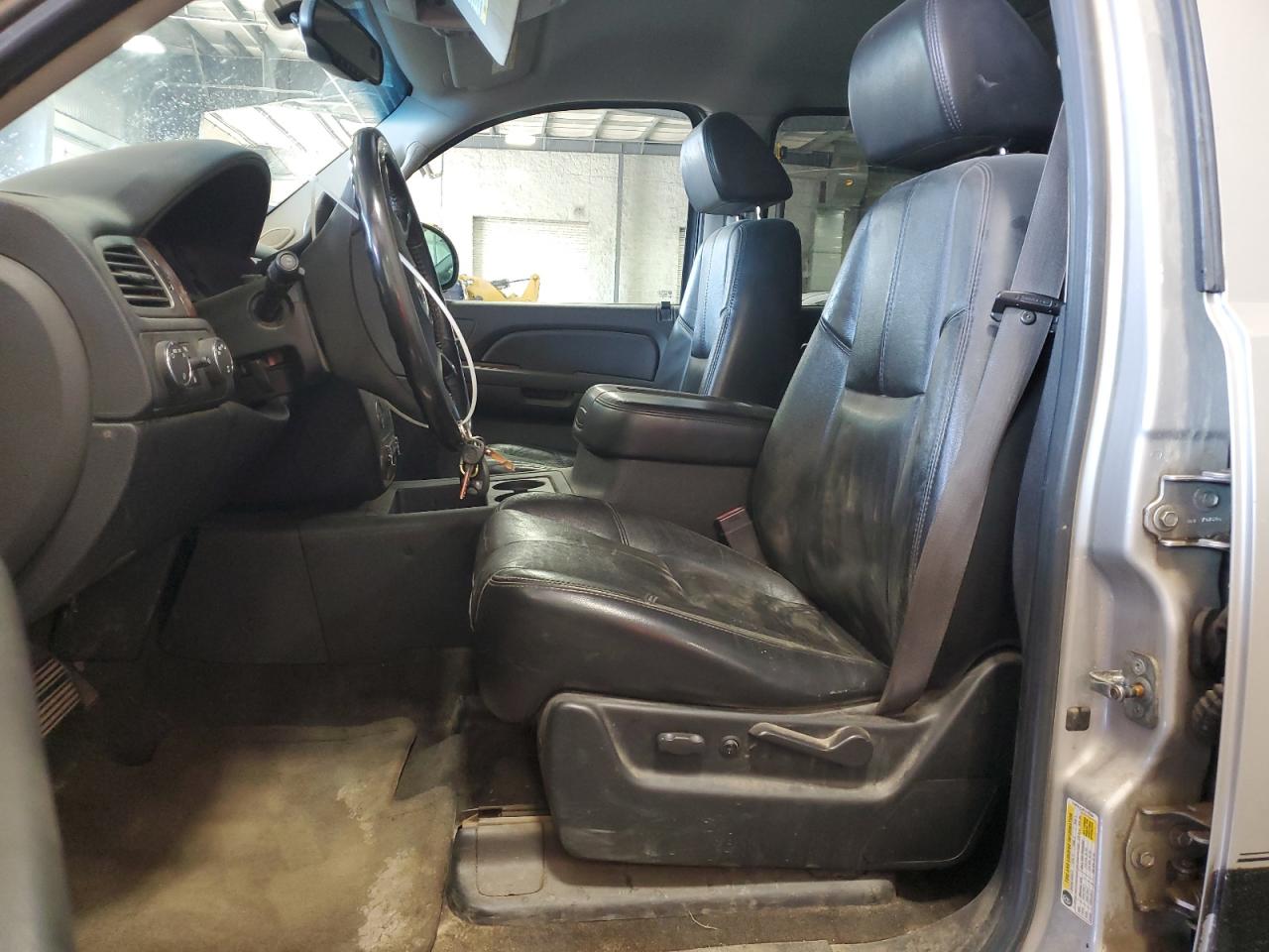 2007 Chevrolet Suburban K1500 VIN: 1GNFK16307J175338 Lot: 70313525