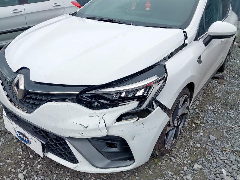 2022 RENAULT CLIO 1.6 E-TECH HYBRID 140 RS LINE 5DR AUTO