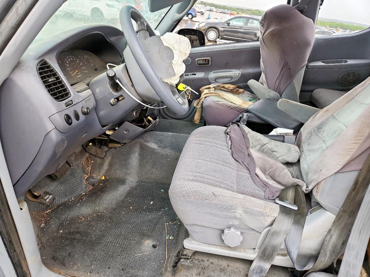 2000 Toyota Tundra Access Cab VIN: 5TBRT3417YS065903 Lot: 68700515