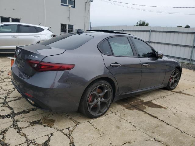  ALFA ROMEO GIULIA 2017 Gray