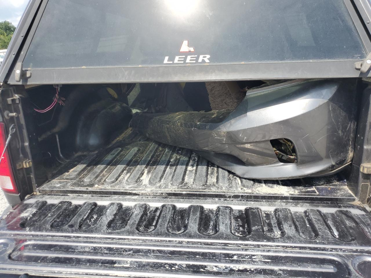 2015 Ram 1500 St VIN: 3C6JR6ATXFG698733 Lot: 70468405