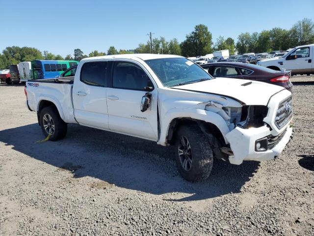  TOYOTA TACOMA 2017 Белы