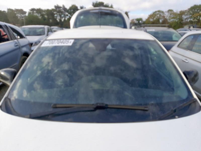 2012 CHRYSLER YPSILON SE