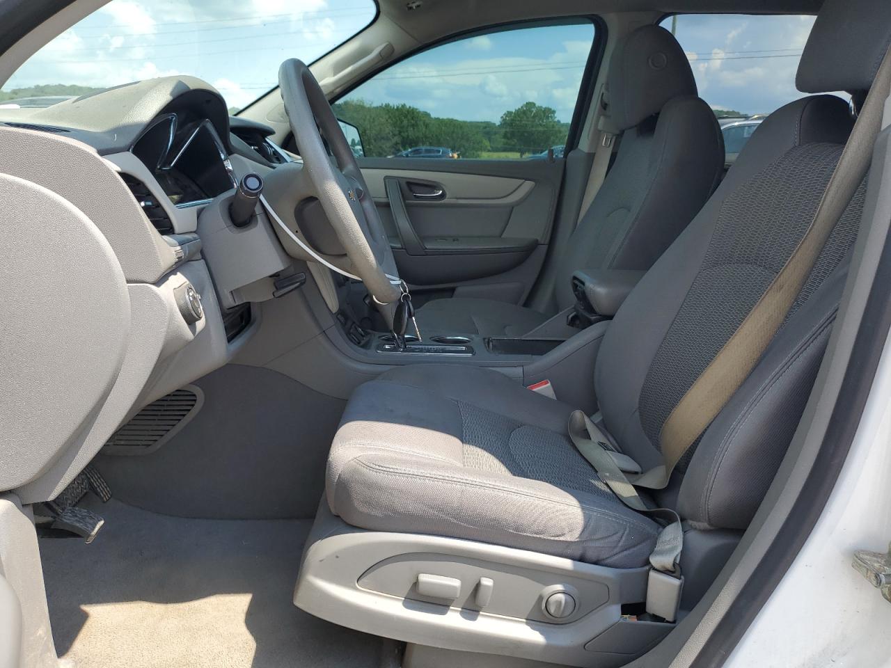 2016 Chevrolet Traverse Ls VIN: 1GNKRFKD1GJ295851 Lot: 69855165