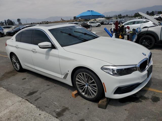  BMW 5 SERIES 2018 Белы