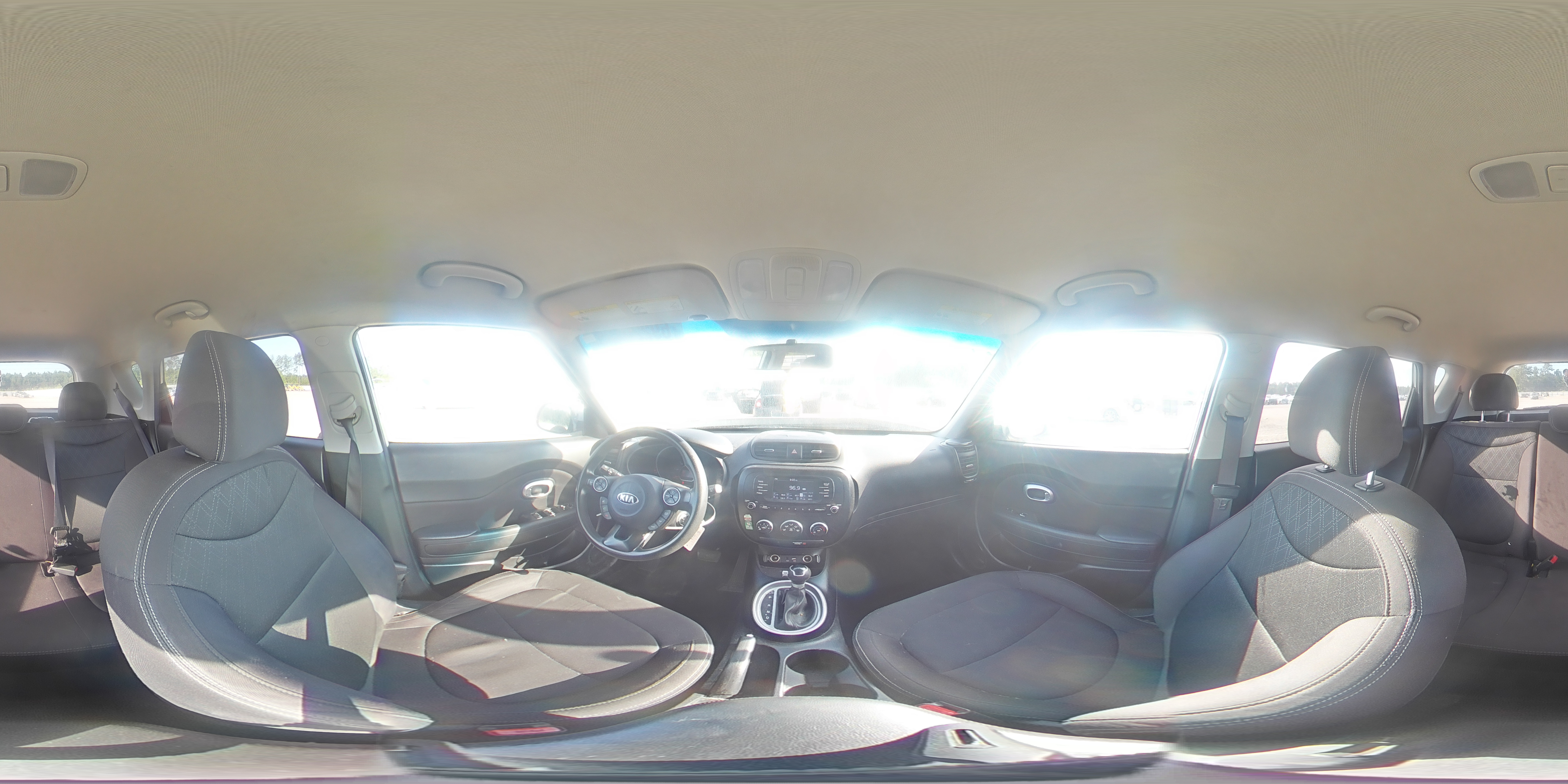 2018 Kia Soul VIN: KNDJN2A26J7598184 Lot: 69220135