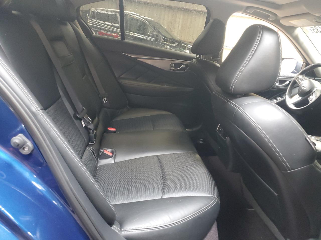 2018 Infiniti Q50 Luxe VIN: JN1EV7AR0JM611897 Lot: 68897135