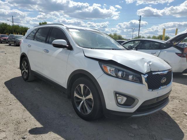 Паркетники KIA SORENTO 2016 Белы
