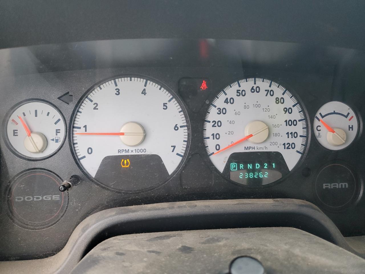 2008 Dodge Ram 1500 St VIN: 1D7HA18N18J233404 Lot: 70842875