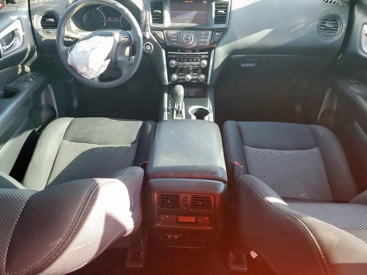 2019 Nissan Pathfinder S VIN: 5N1DR2MN2KC622492 Lot: 68916575