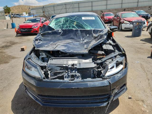  VOLKSWAGEN JETTA 2017 Черный