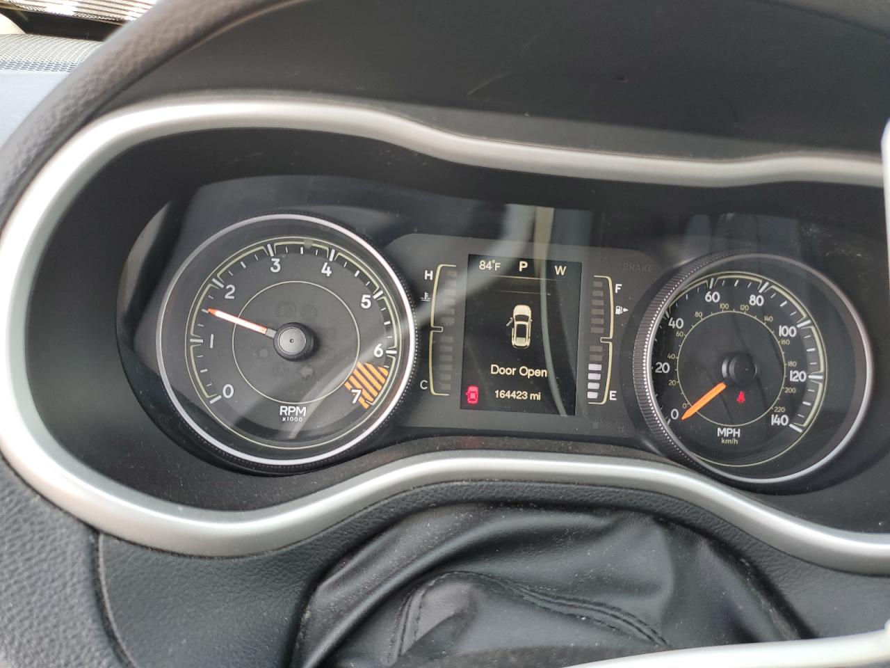 2015 Jeep Cherokee Latitude VIN: 1C4PJLCB0FW596369 Lot: 67411835