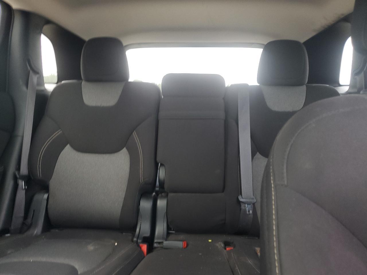 2018 Jeep Cherokee Latitude VIN: 1C4PJLCB2JD595339 Lot: 70696945