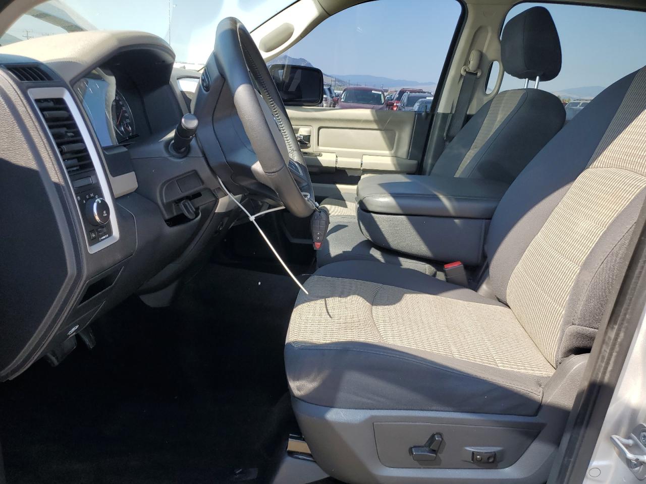 2009 Dodge Ram 1500 VIN: 1D3HV13T49S810997 Lot: 70146625