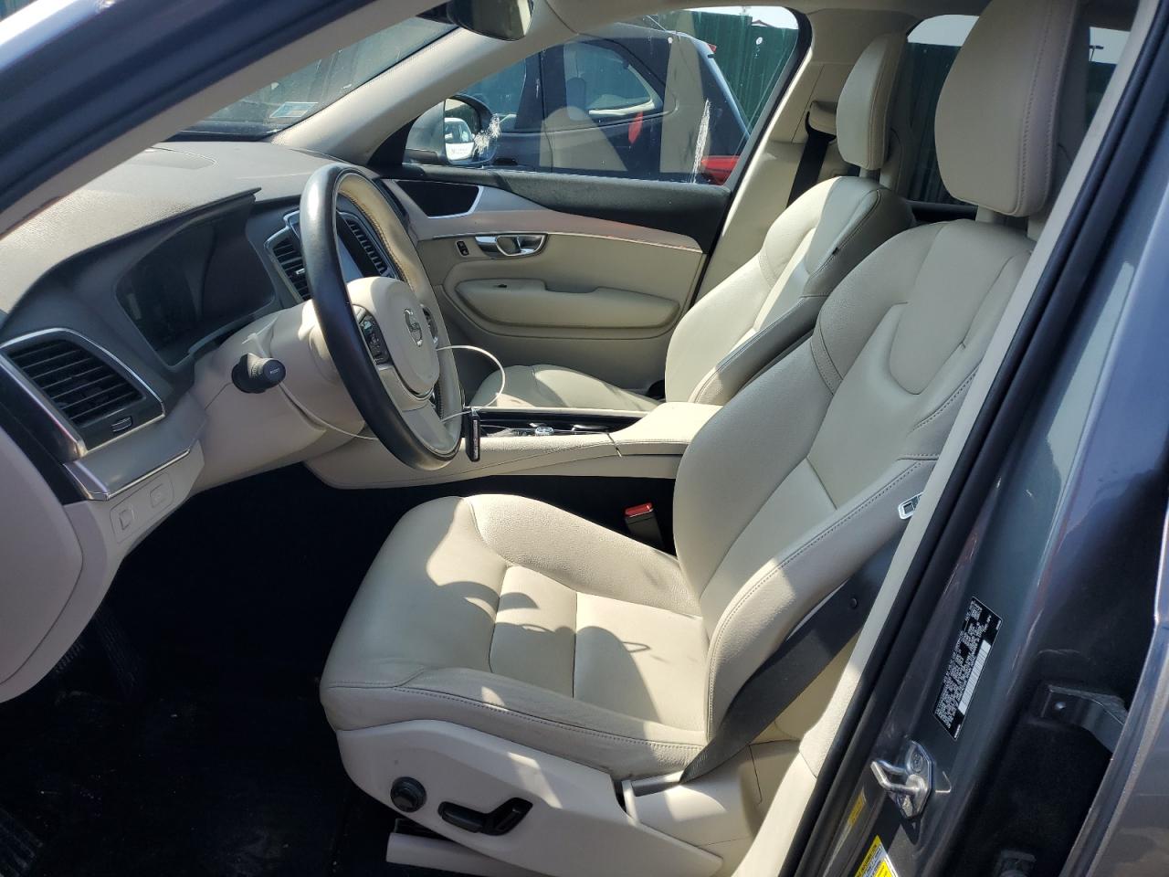 2016 Volvo Xc90 T6 VIN: YV4A22PK6G1087633 Lot: 66800305