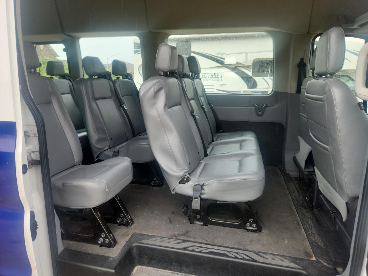 2019 Ford Transit T-350 Hd VIN: 1FBVU4XM7KKA49430 Lot: 70915775