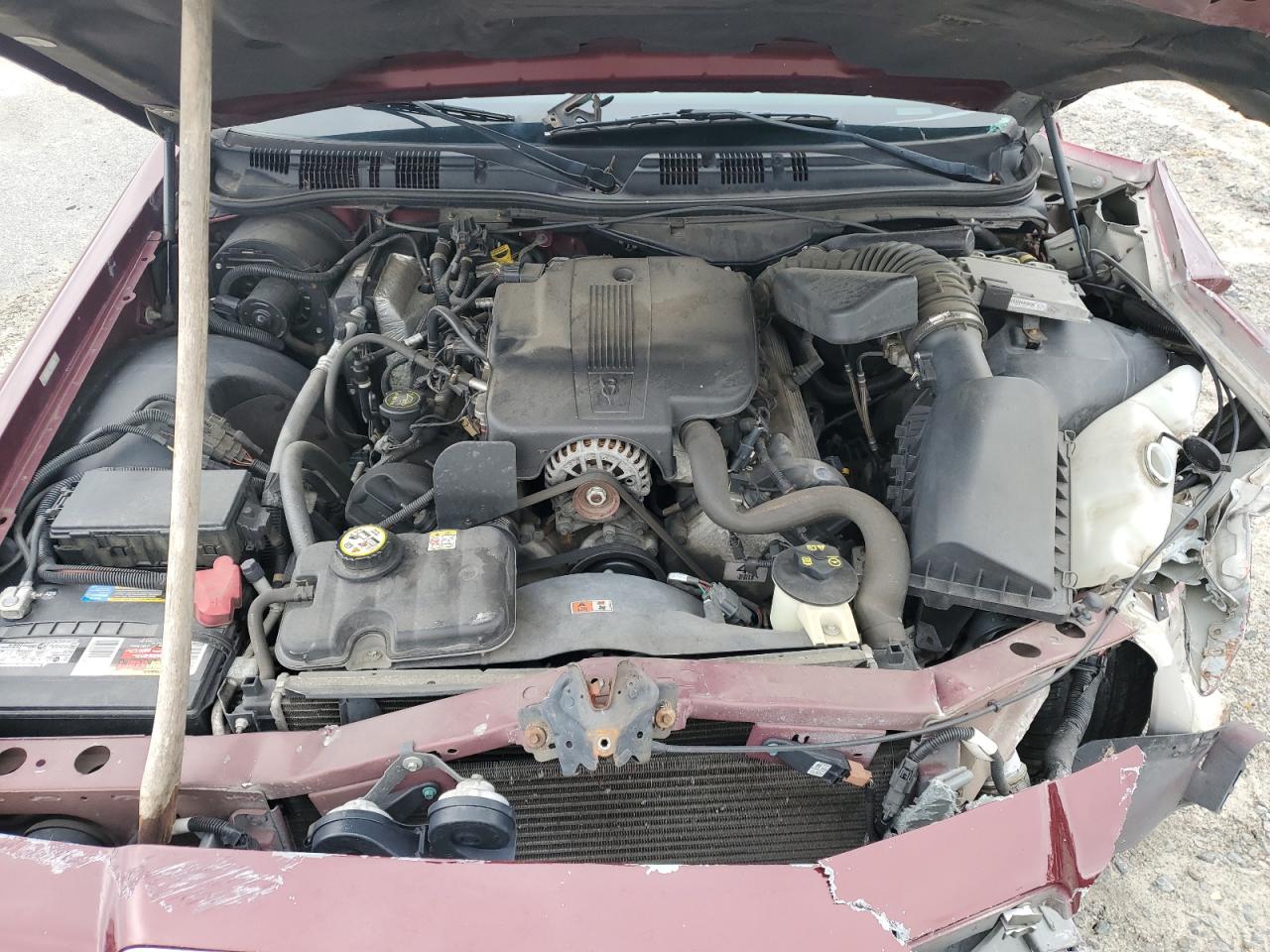 2005 Mercury Grand Marquis Gs VIN: 2MEFM74W25X611094 Lot: 67139545