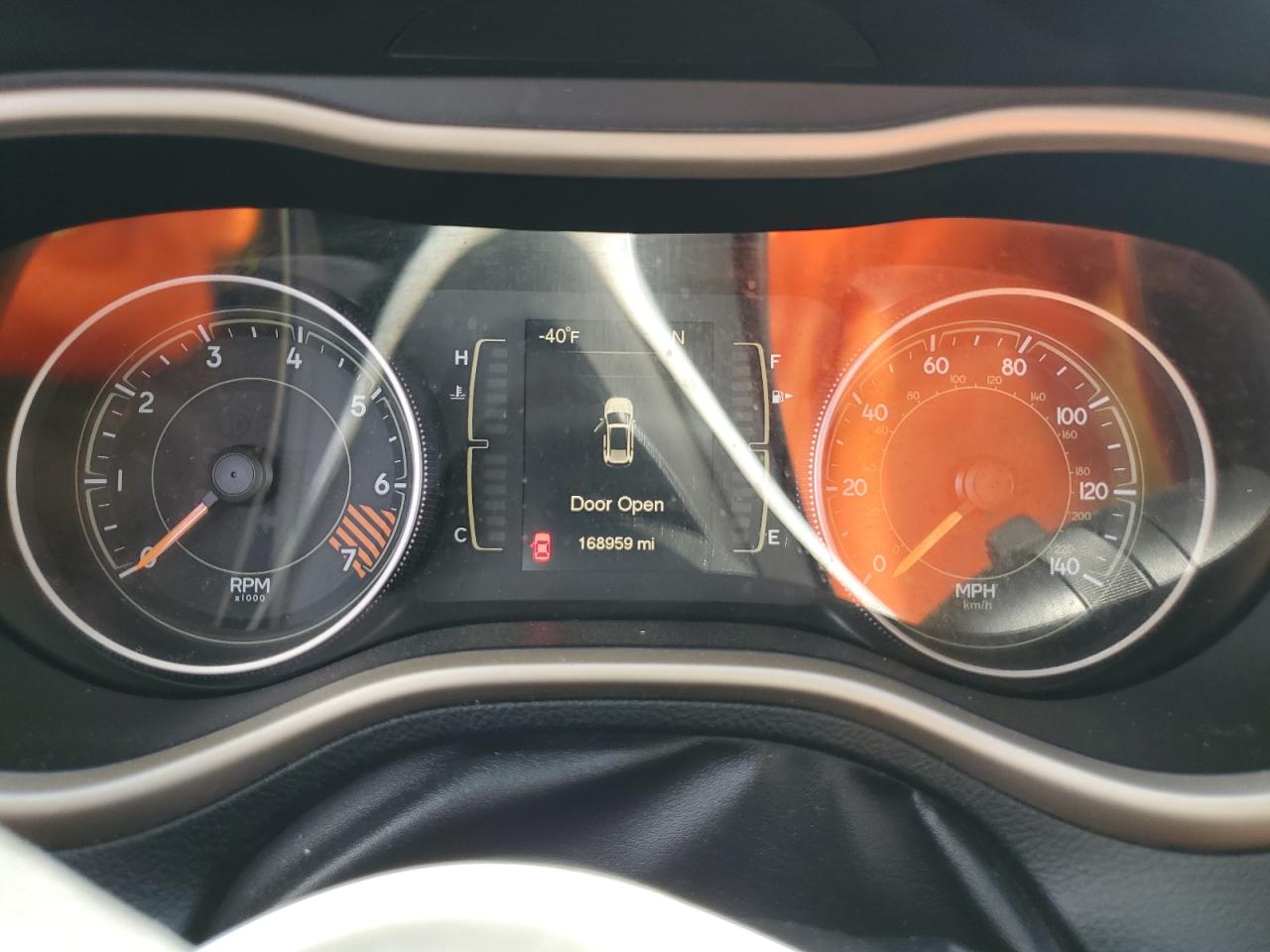 2015 Jeep Cherokee Sport VIN: 1C4PJMAB4FW756634 Lot: 69289715