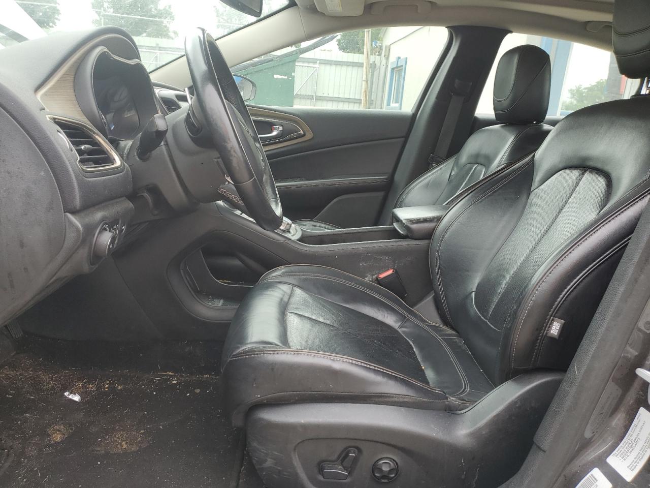 2015 Chrysler 200 C VIN: 1C3CCCCG7FN526561 Lot: 69695425