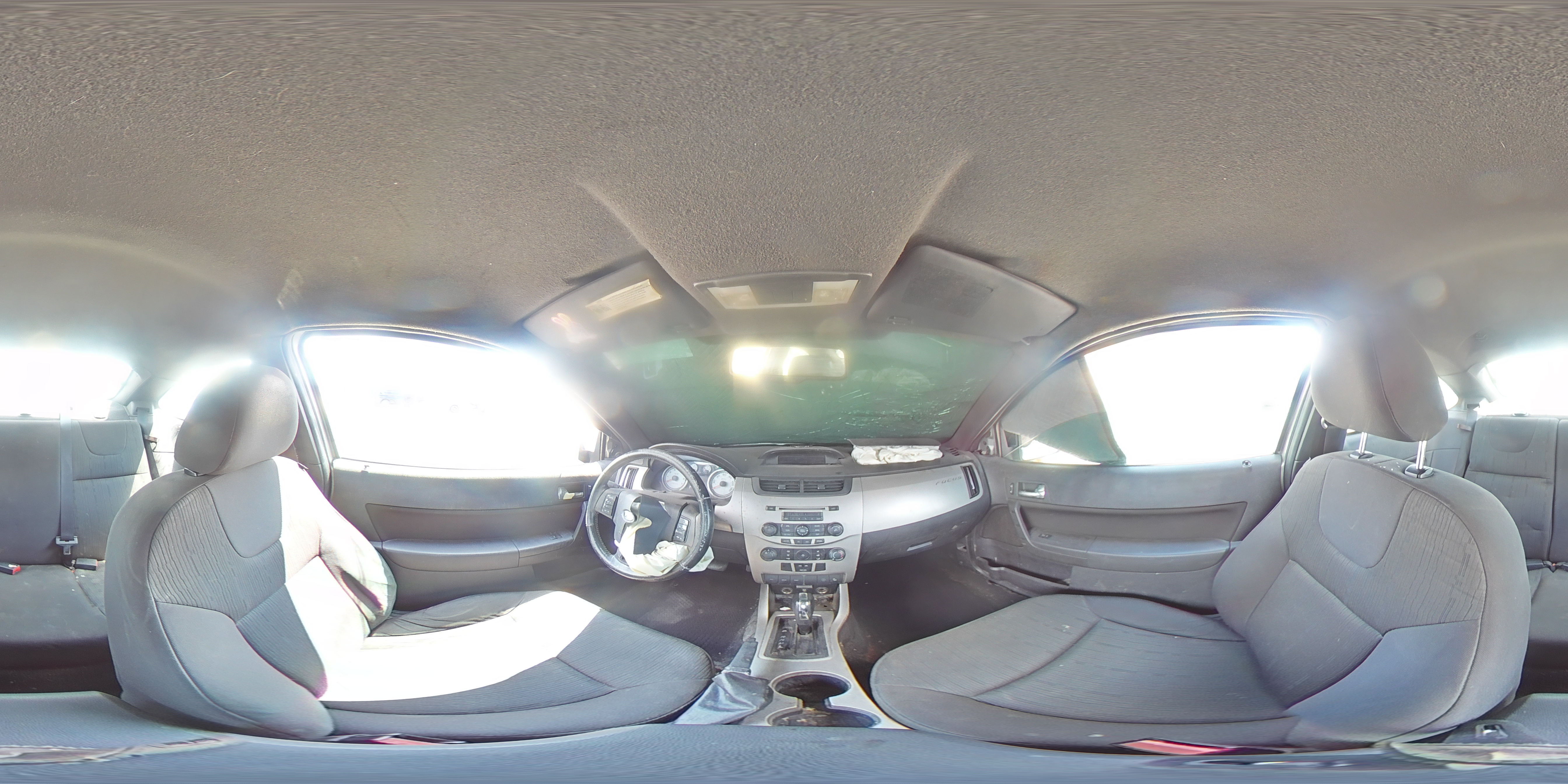 2008 Ford Focus Se VIN: 1FAHP33N58W207053 Lot: 69633925