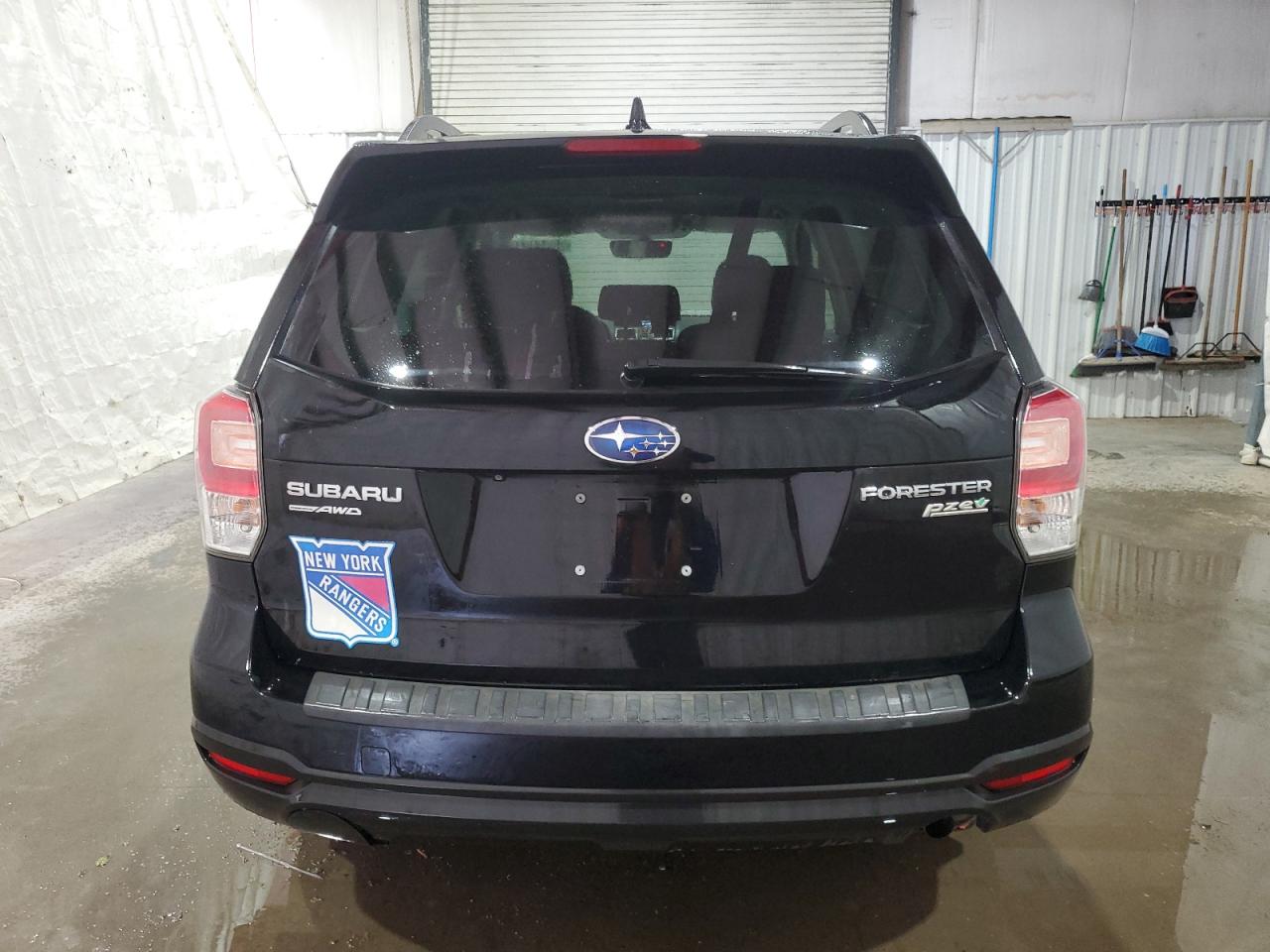 2017 Subaru Forester 2.5I Premium VIN: JF2SJAEC7HH593062 Lot: 68944845