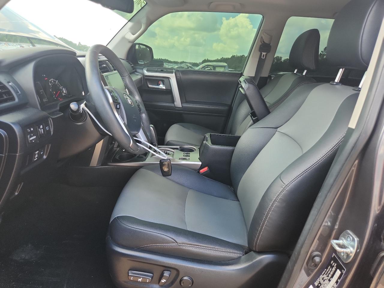2022 Toyota 4Runner Sr5 VIN: JTEFU5JR6N5261017 Lot: 67133355