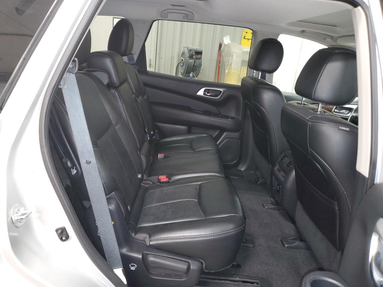 2017 Nissan Pathfinder S VIN: 5N1DR2MM7HC603467 Lot: 68840235