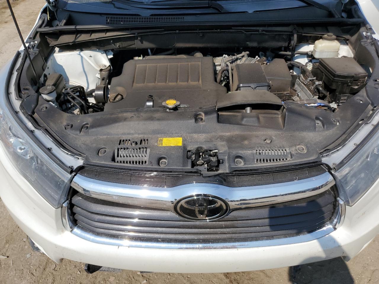 2015 Toyota Highlander Limited VIN: 5TDDKRFH2FS102550 Lot: 67310735