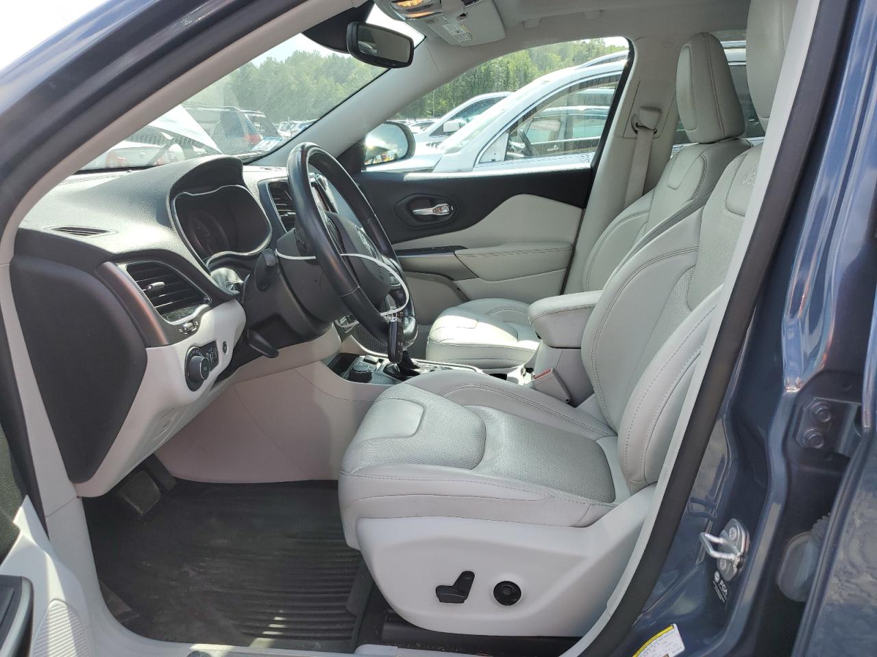 2021 Jeep Cherokee Limited VIN: 1C4PJMDX2MD170742 Lot: 70220935