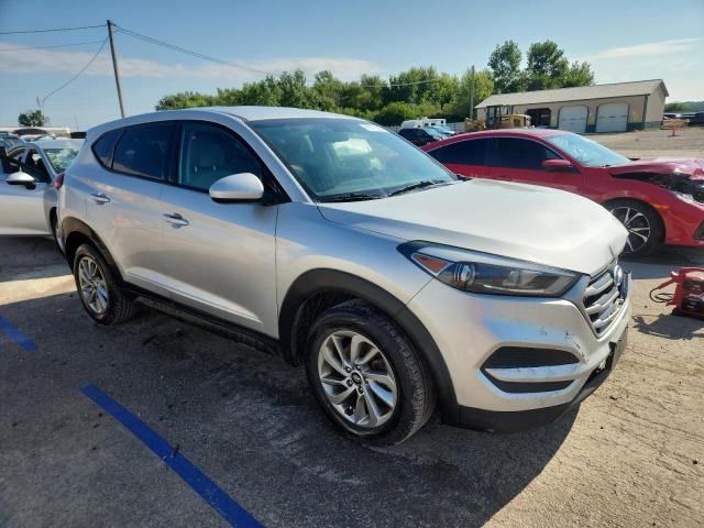  HYUNDAI TUCSON 2018 Серебристый