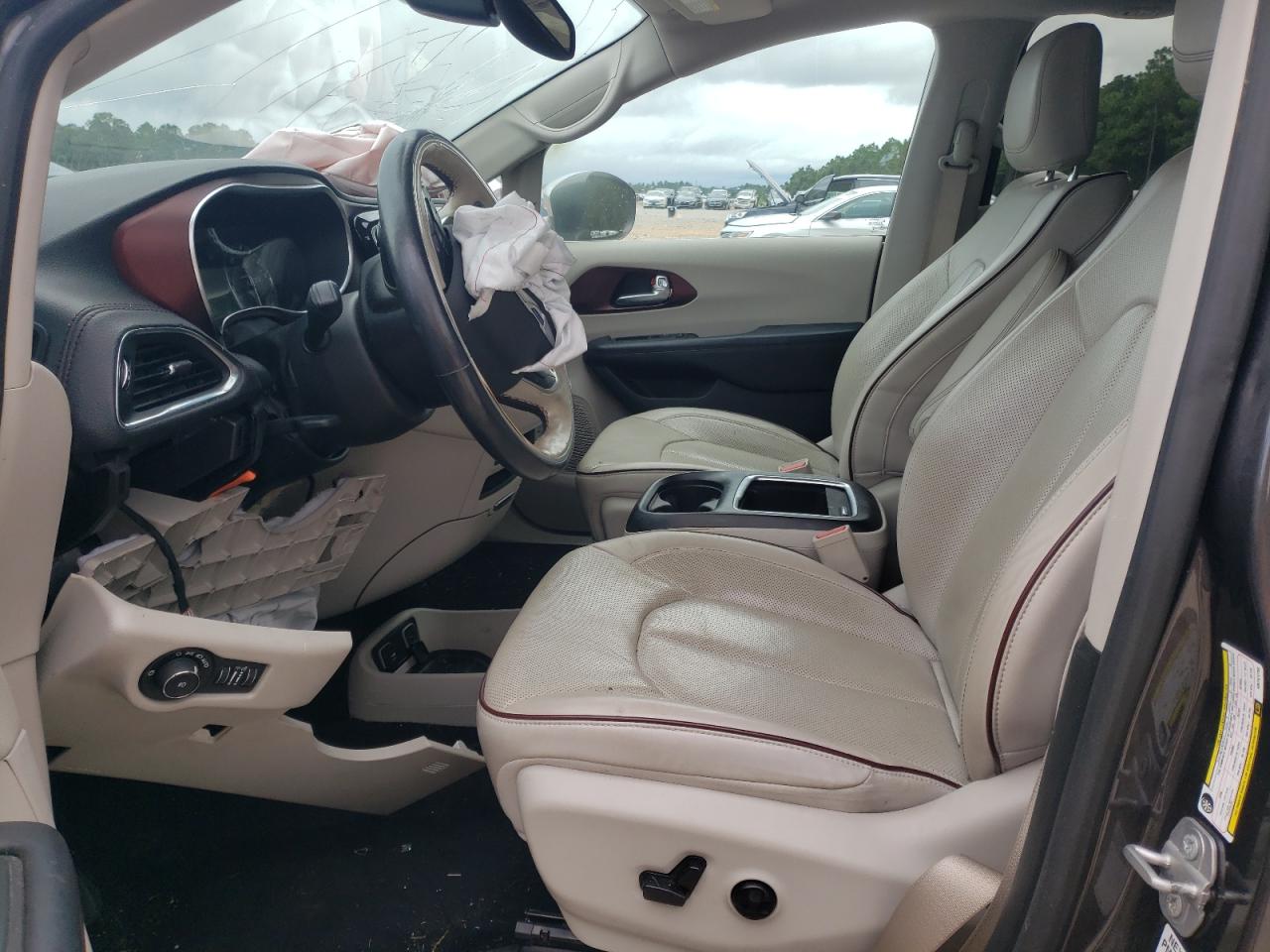 2019 Chrysler Pacifica Limited VIN: 2C4RC1GG0KR741734 Lot: 68682235