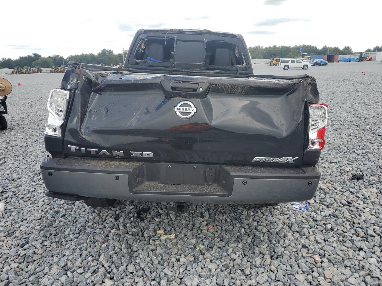 2017 Nissan Titan Xd Sl VIN: 1N6BA1F48HN567283 Lot: 69197265