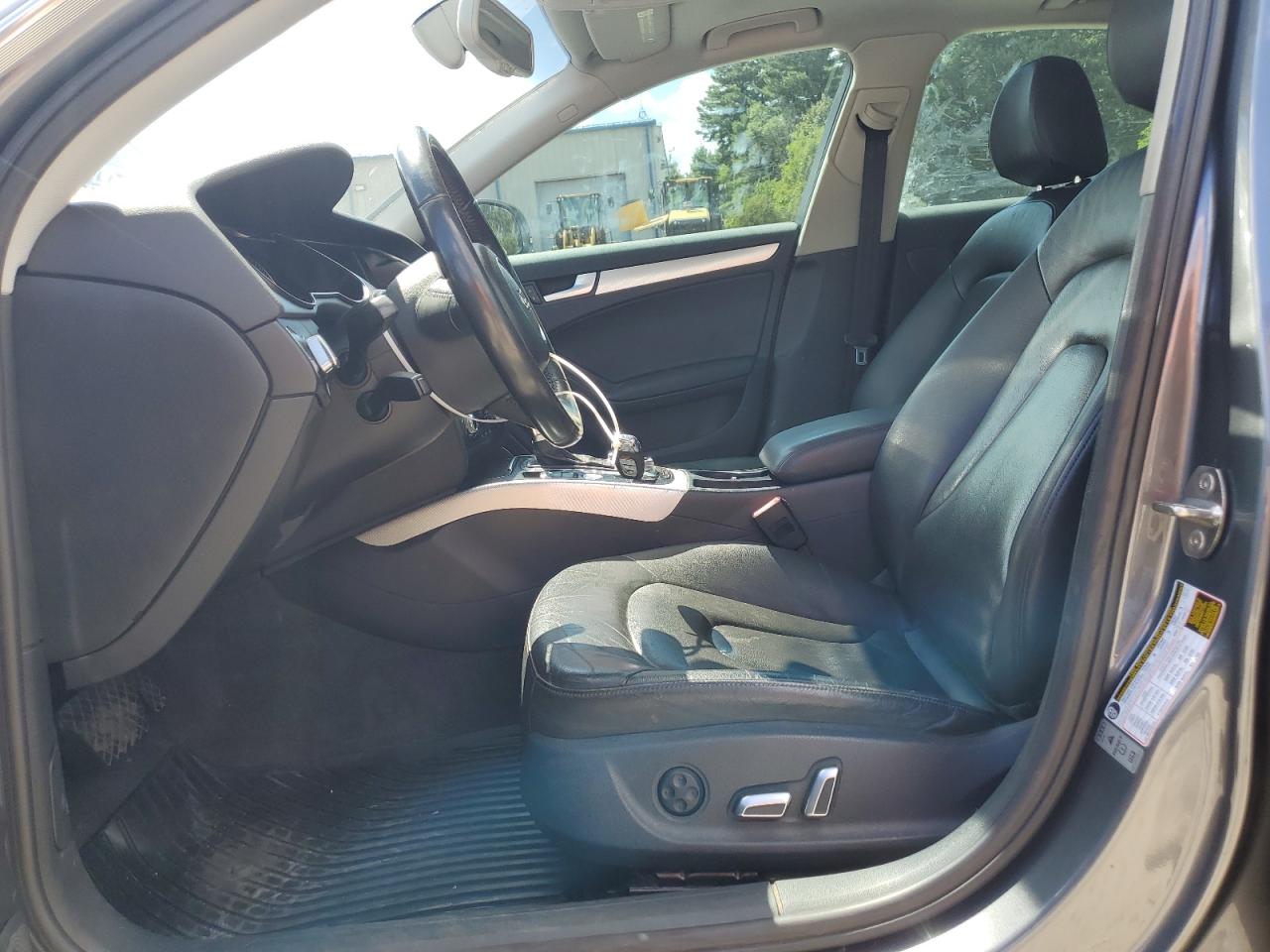 2015 Audi A4 Premium Plus VIN: WAUFFAFL2FA075329 Lot: 69837435