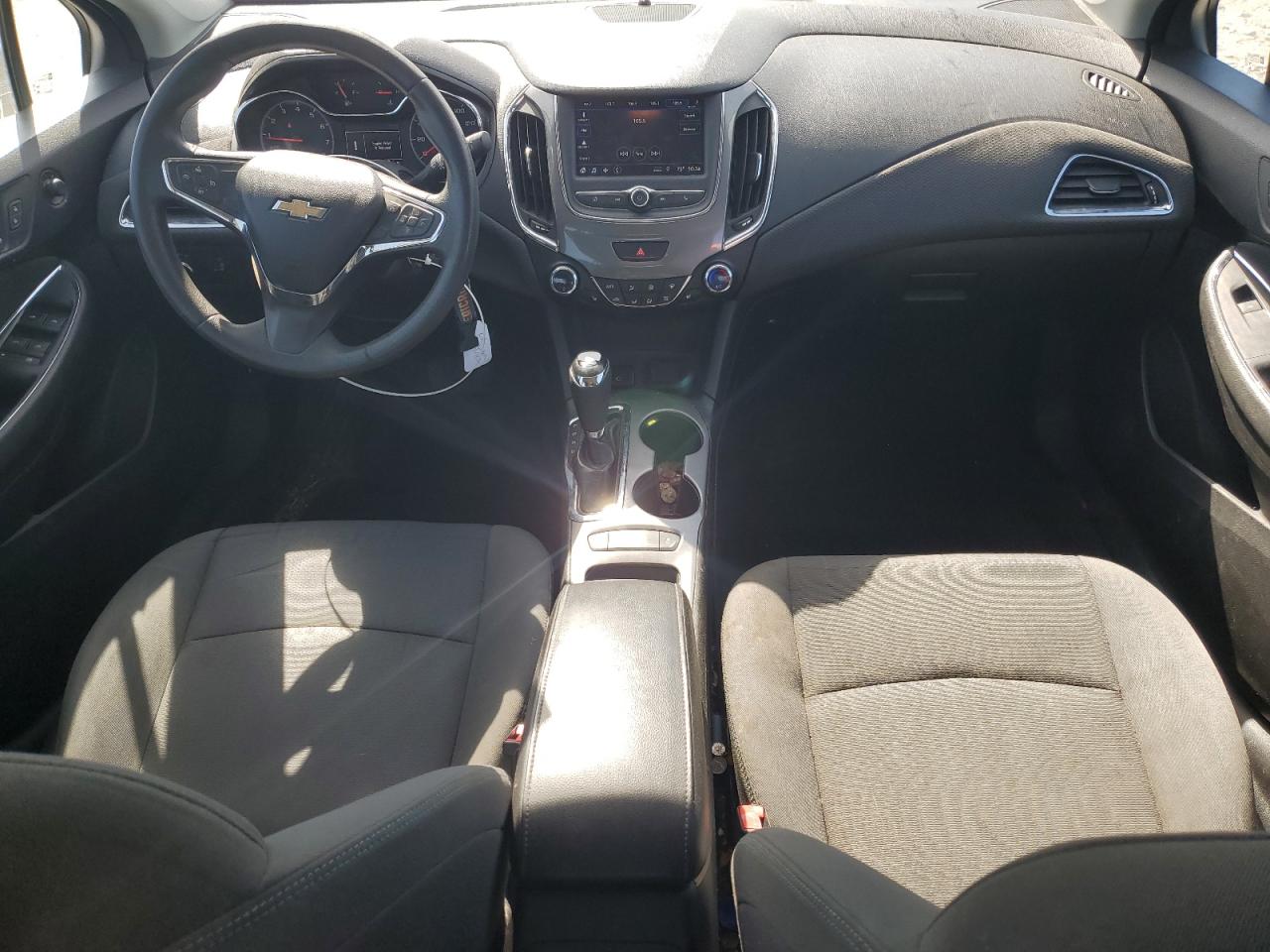 2019 Chevrolet Cruze Lt VIN: 1G1BE5SM1K7113496 Lot: 70493035