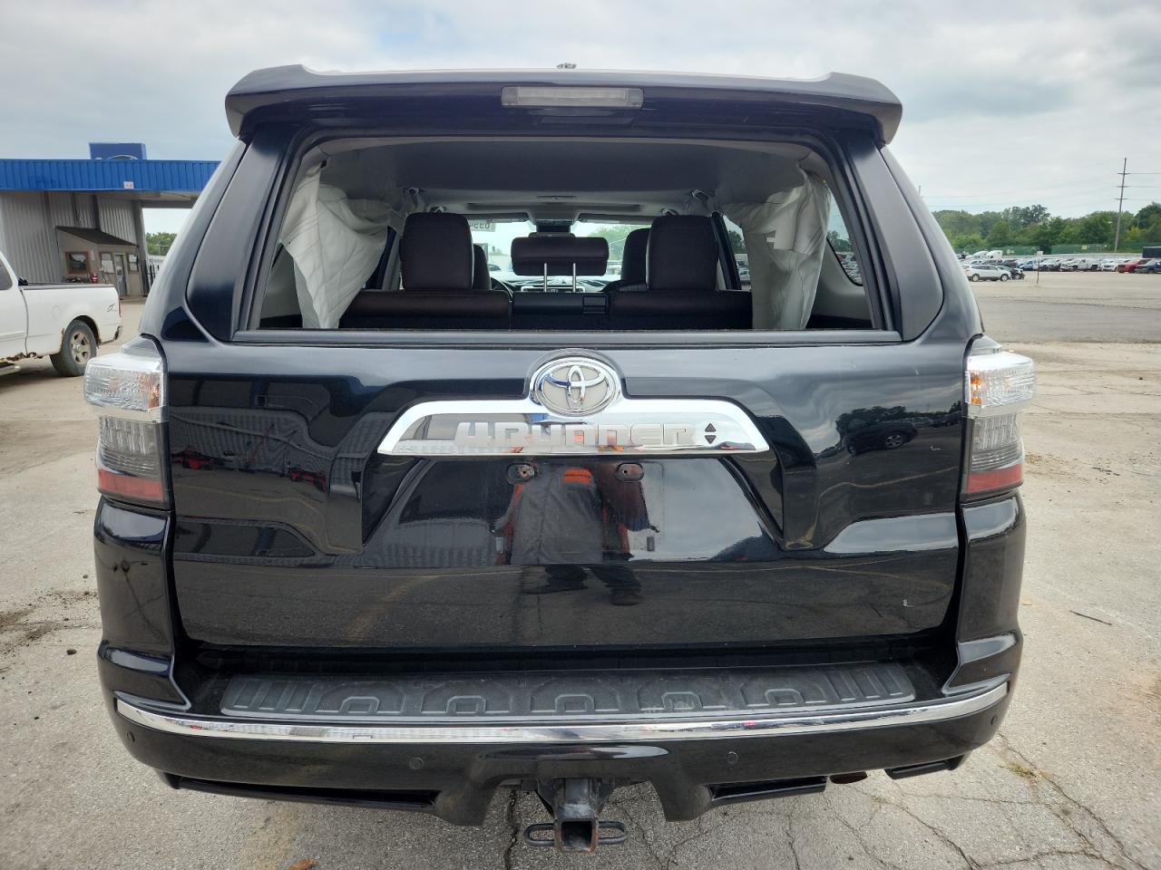 2016 Toyota 4Runner Sr5/Sr5 Premium VIN: JTEBU5JR9G5311944 Lot: 69947225