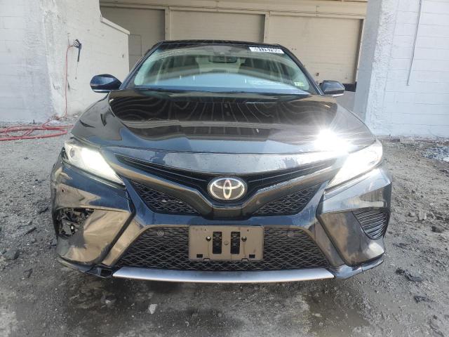  TOYOTA CAMRY 2018 Черный
