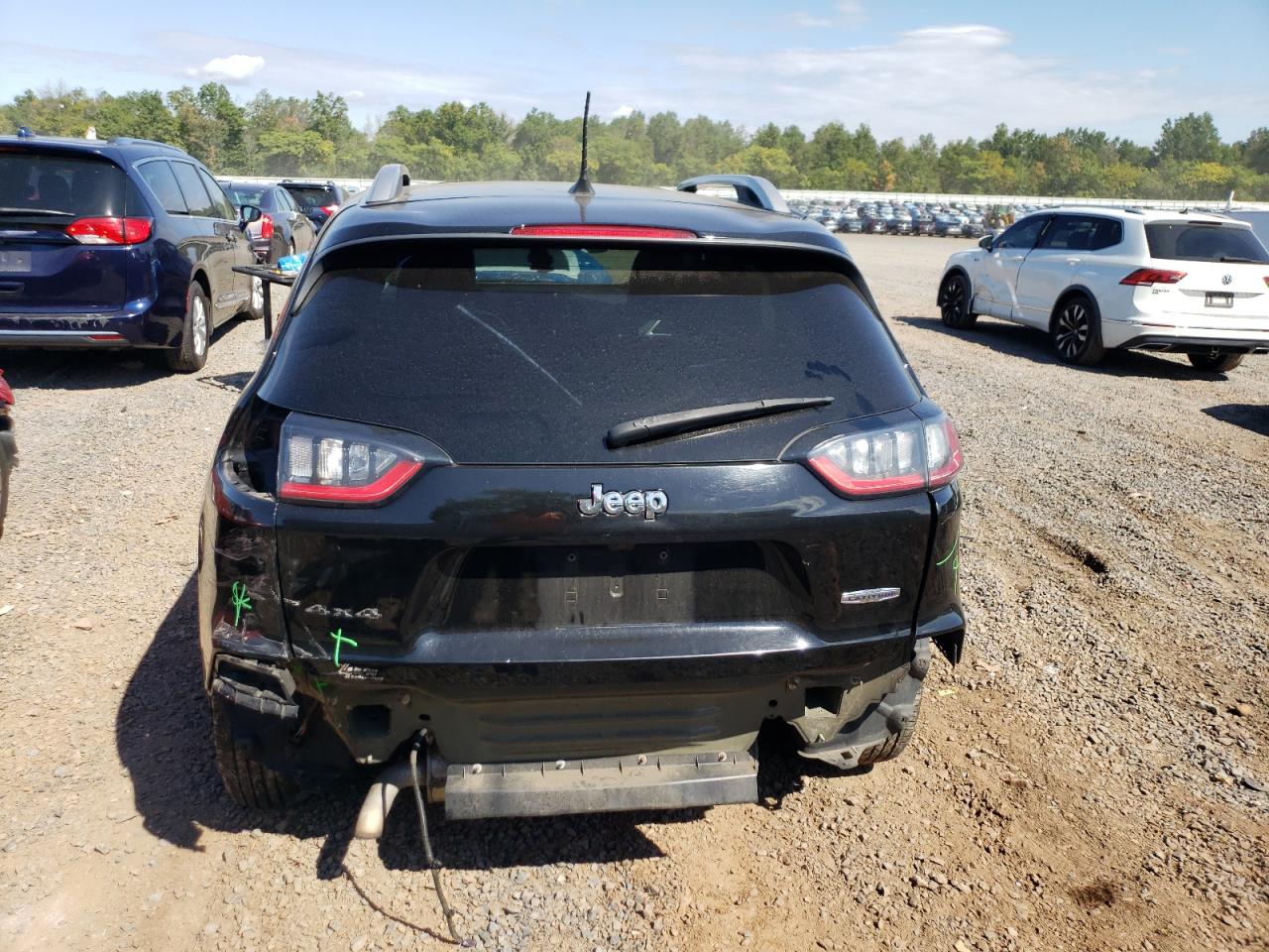 2019 Jeep Cherokee Latitude Plus VIN: 1C4PJMLB0KD254108 Lot: 70867975