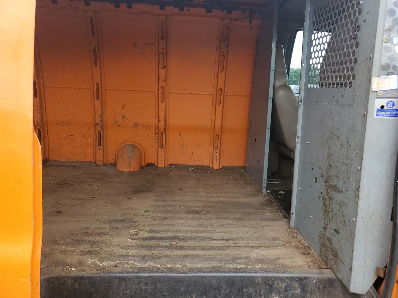 2000 Chevrolet Express G2500 VIN: 1GCGG29F5Y1262583 Lot: 70409045