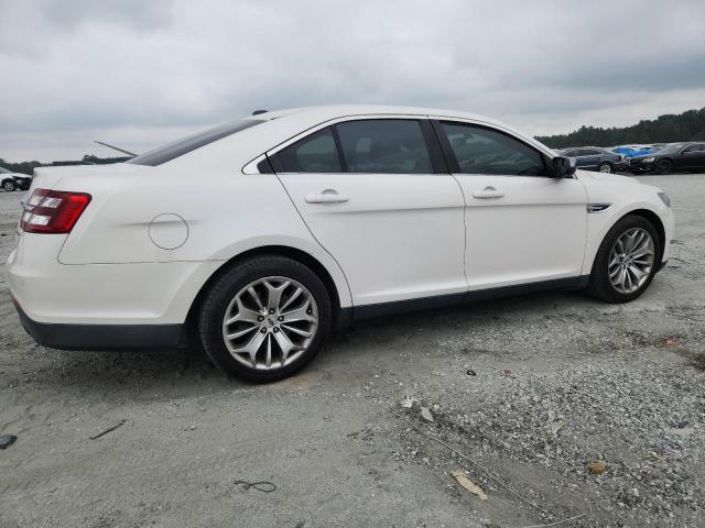 Sedans FORD TAURUS 2015 Biały