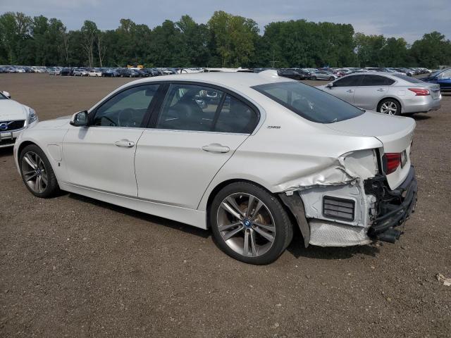  BMW 3 SERIES 2018 Белы