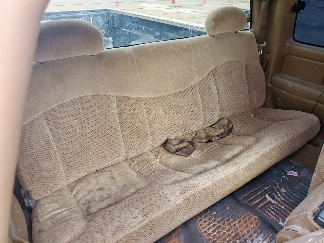 1999 Chevrolet Silverado C1500 VIN: 2GCEC19T2X1136497 Lot: 69747535