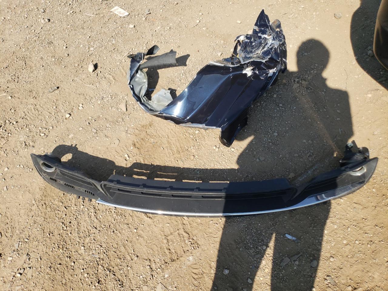 2011 Chrysler Town & Country Touring VIN: 2A4RR5DGXBR727330 Lot: 68785775