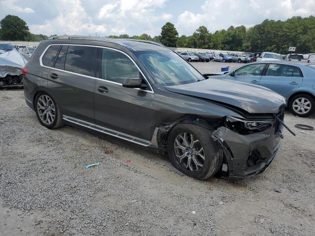  BMW X7 2020 Зеленый